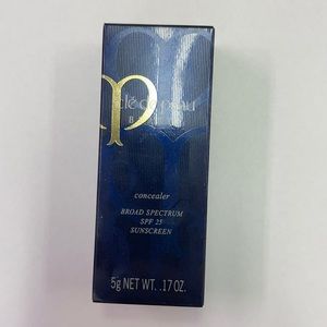 BNIB Cle de peau concealer Beige
